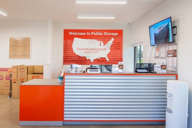 Property 2498 image number 2