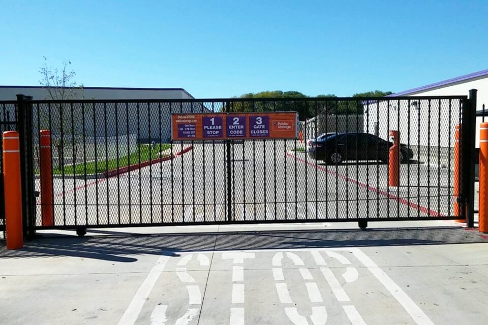 Public Storage  2300 S Interstate 35 in Georgetown, TX