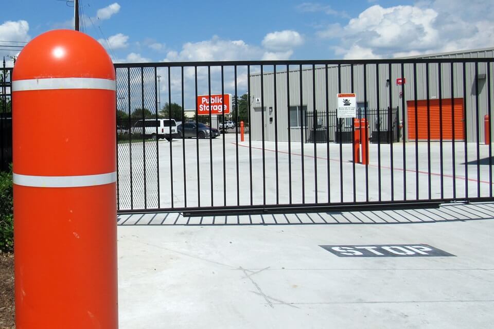 Public Storage  2101 Old Holzwarth Rd in Spring, TX