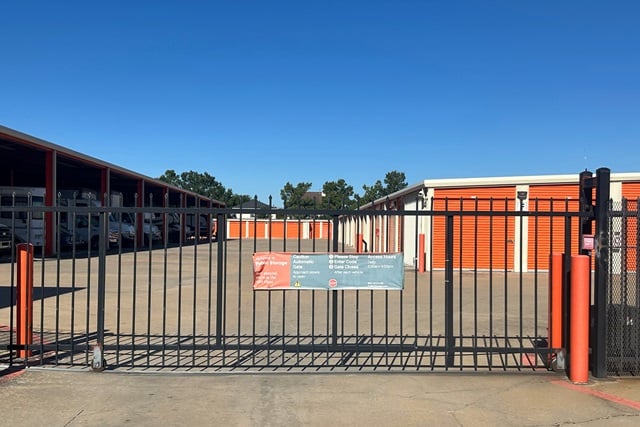 Property 2528 image number 3