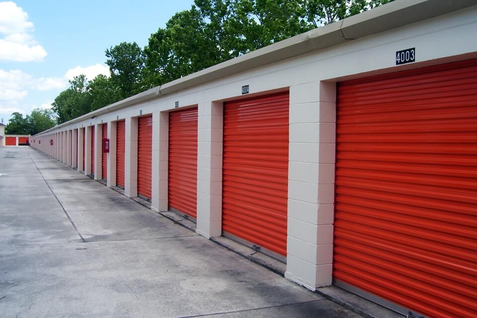 20×10 Public Storage: Parking Lot in Kissimmee, FL 1701 Dyer Blvd Kissimmee, Florida 2