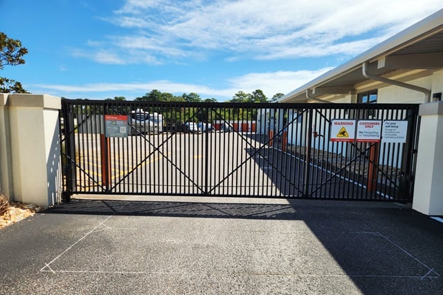 Public Storage  69 Mathews Dr in Hilton Head Island, SC