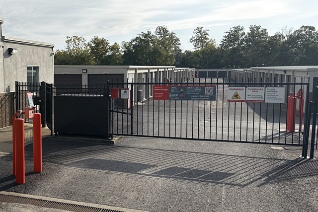 Property 2549 image number 3