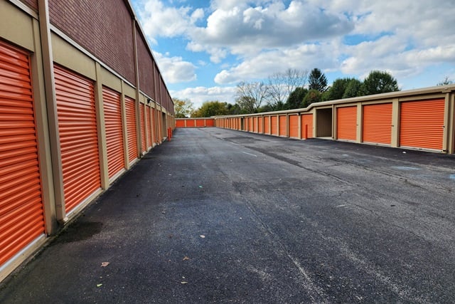 Property 2556 image number 1