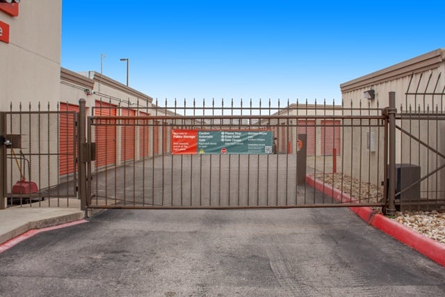 Public Storage  12342 Ranch Rd 620 N in Austin, TX