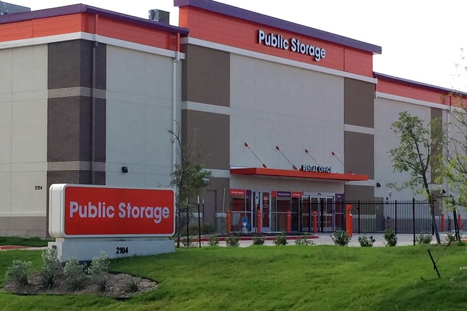 20×10 Public Storage: Garage in Plano, TX 2104 Hedgcoxe Rd Plano, Texas