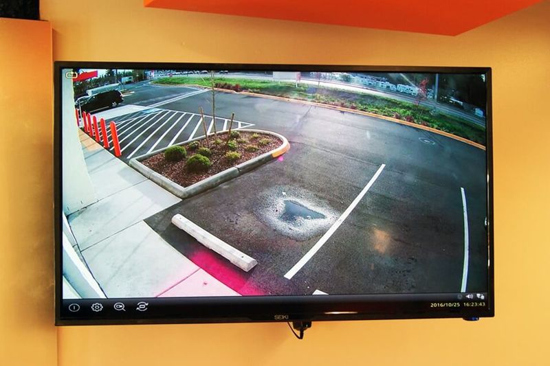 Property 2574 image number 3