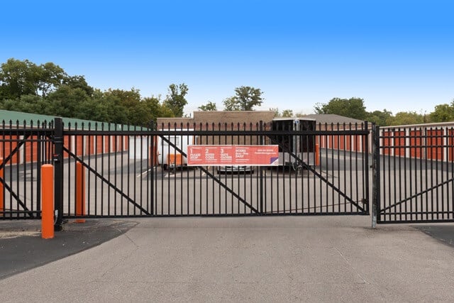 Property 2598 image number 3