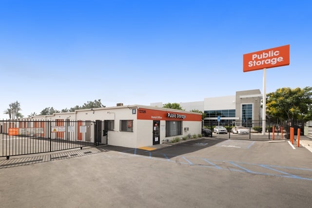 Whittier, CA, Self-Storage Near 12320 E Whittier Blvd | 1-844-726