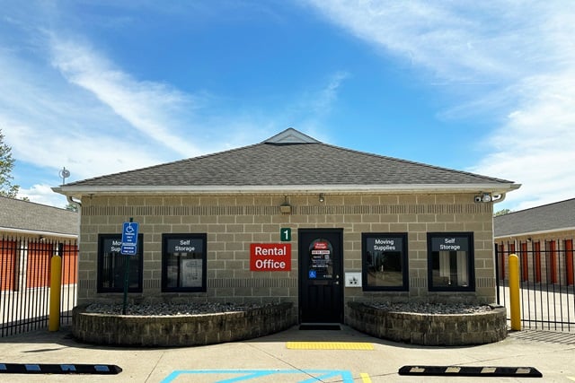 30×10 Public Storage: Parking Lot in Sheffield Lake, OH 5360 E Lake Road Sheffield Lake, Ohio