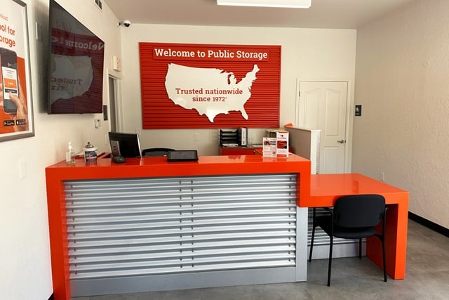 Property 2606 image number 2