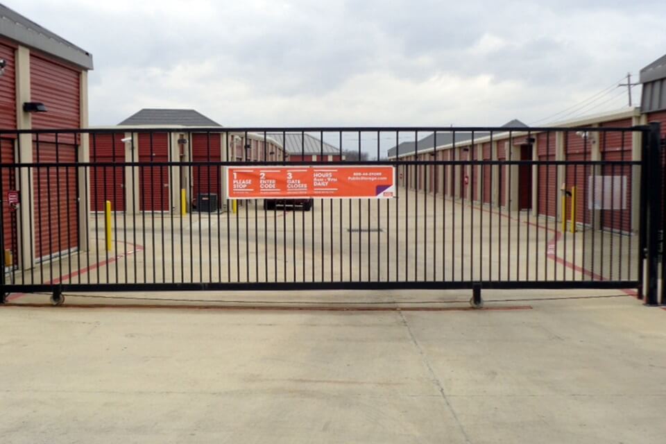 Public Storage  855 Lois Street in Roanoke, TX