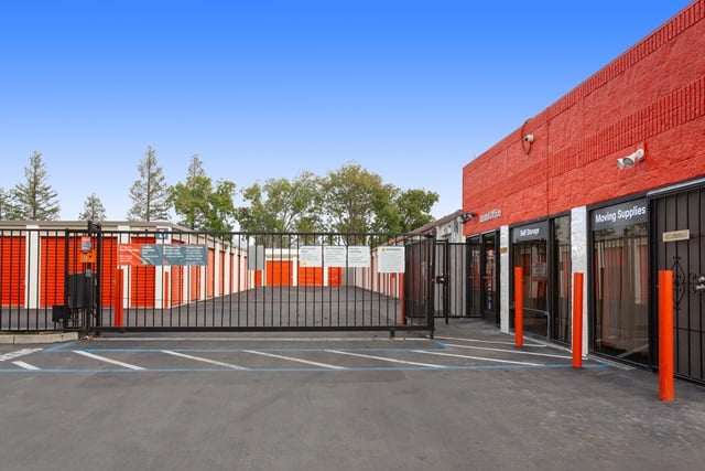 Public Storage  3620 Snell Ave in San Jose, CA