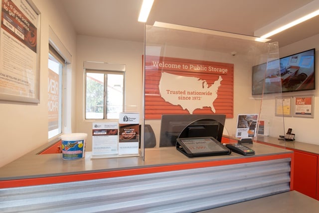 Self Storage Unit in Redwood City, California 3