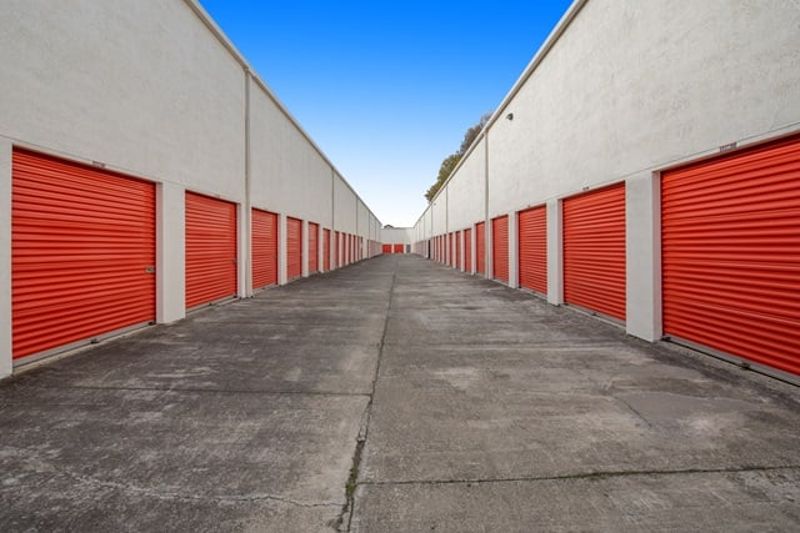 Property 275 image number 1