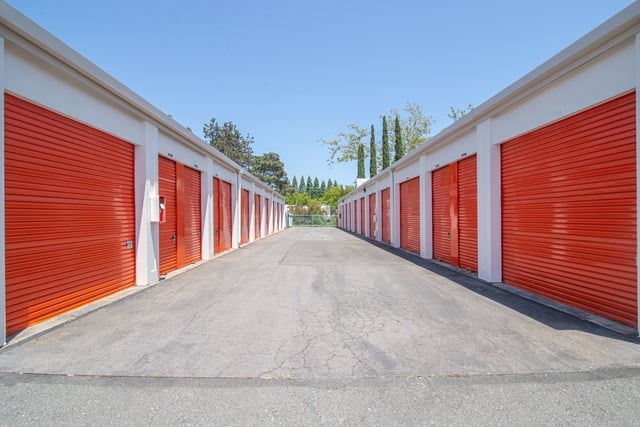 30×10 Self Storage Unit in Napa, CA 1775 Industrial Way Napa, California 2