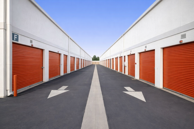 Property 281 image number 1