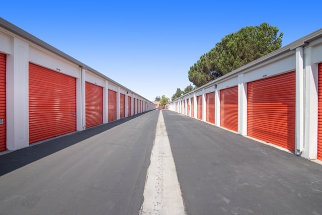 30×10 Self Storage Unit in Fremont, CA 4444 Enterprise Street Fremont, California 2