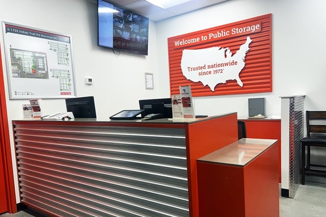 Property 298 image number 2