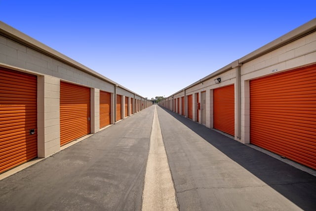 15×10 Self Storage Unit in Whittier, CA 2050 Workman Mill Road Whittier, California 2