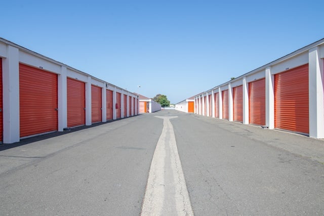 30×10 Self Storage Unit in Vallejo, CA 265 Mini Drive Vallejo, California 2