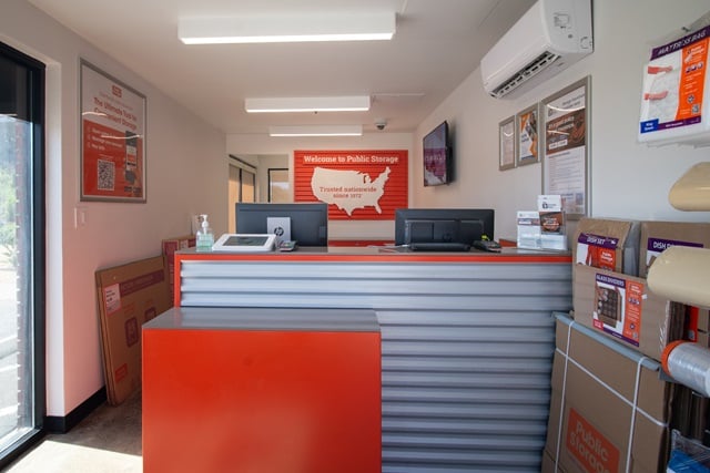 Property 301 image number 2