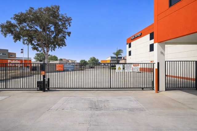 Self Storage Unit in Torrance, California 3