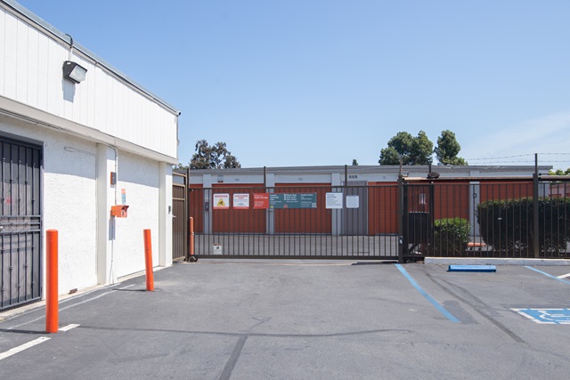 Public Storage  1870 Arnold Industrial Place in Concord, CA