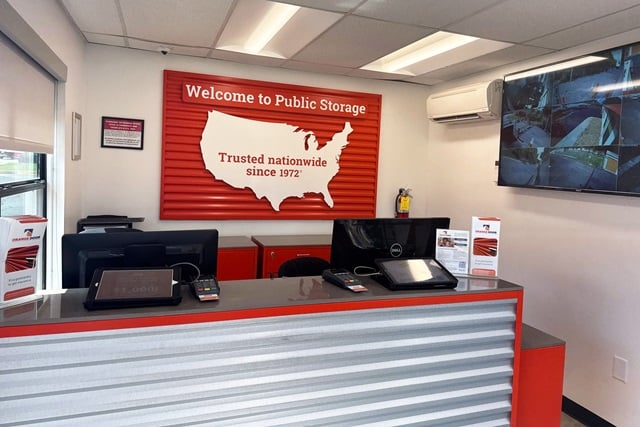 Property 322 image number 2