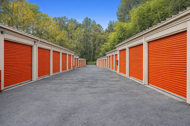 Property 323 image number 1