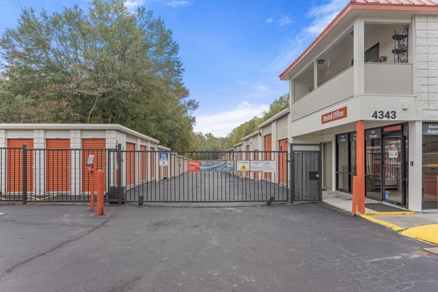 Public Storage  4343 Covington Hwy in Decatur, GA