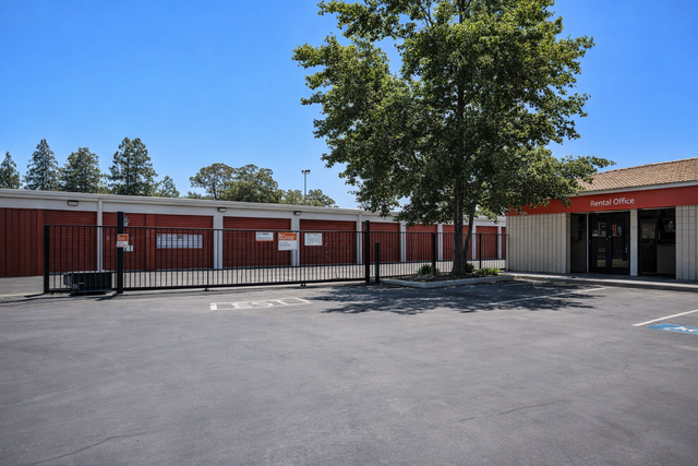 Property 329 image number 3