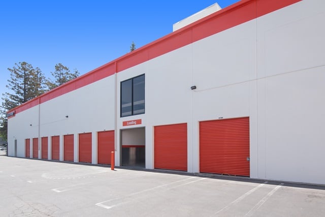 30×10 Self Storage Unit in Mountain View, CA 830 N Rengstorff Ave Mountain View, California 2