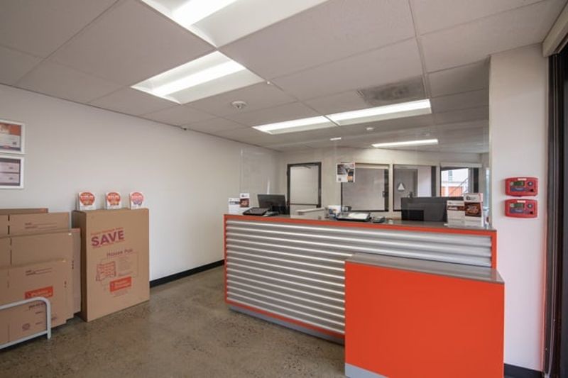 Property 373 image number 2