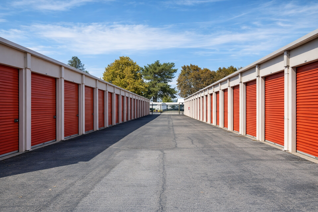 Property 374 image number 1