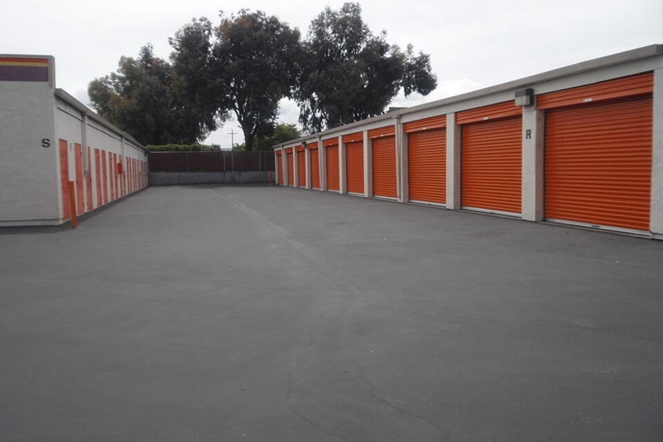 22×10 Self Storage Unit in Mountain View, CA 1040 Terra Bella Ave Mountain View, California 2