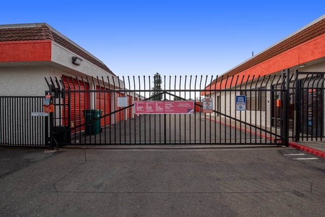 Public Storage  15951 Hesperian Blvd in San Lorenzo, CA