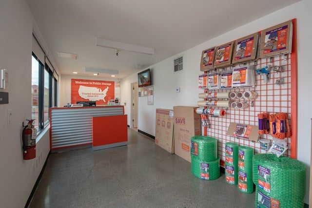Property 383 image number 2