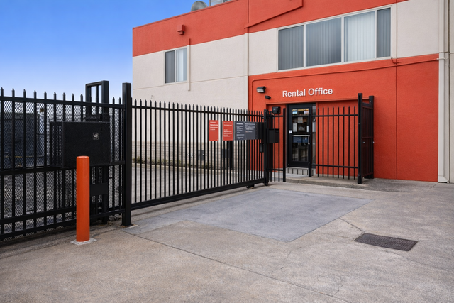 Property 388 image number 3