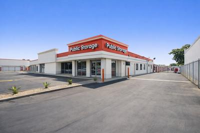 Public Storage