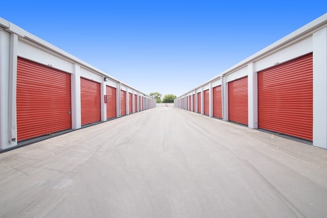 Property 390 image number 1