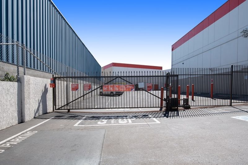 Property 396 image number 3