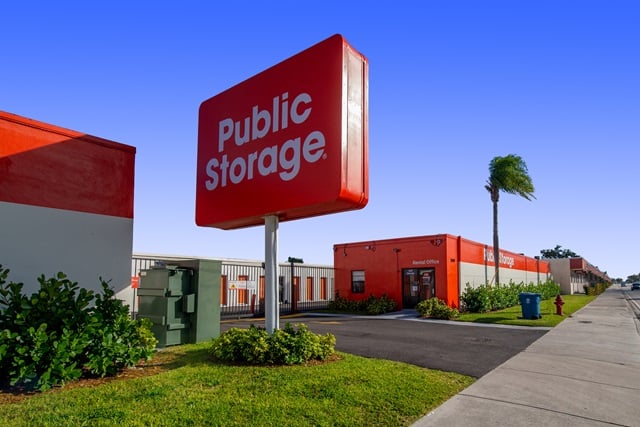 23 x 10 Public Storage: Self Storage Unit in Ft Lauderdale, Florida