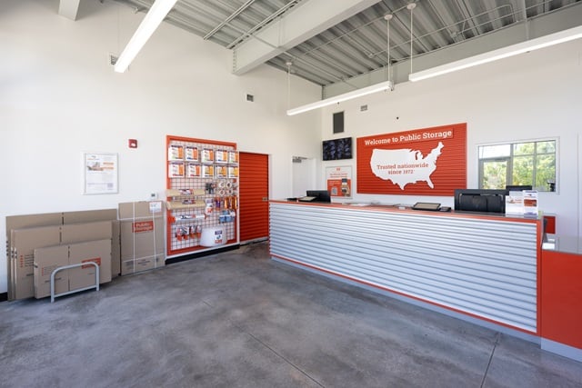 Property 413 image number 2