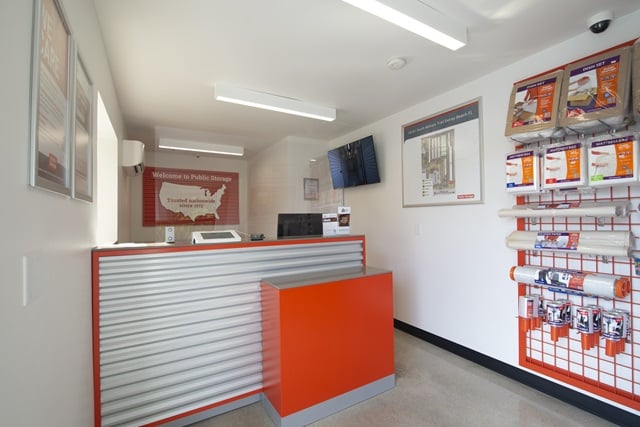 Property 423 image number 2