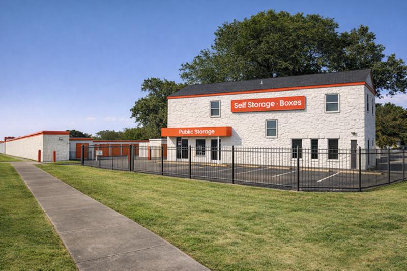 Public Storage