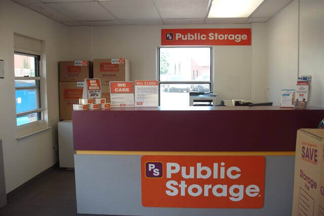 30×10 Public Storage: Garage in Hermitage, TN 1412 Central Court Hermitage, Tennessee 3