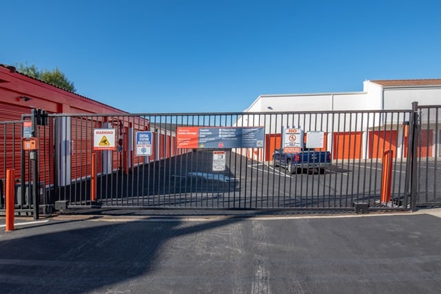 Public Storage  15285 Hesperian Blvd in San Leandro, CA