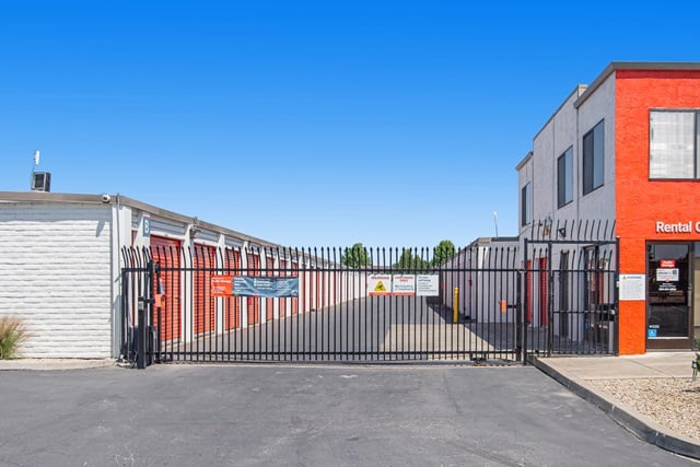 Public Storage  1011 E March Lane in Stockton, CA