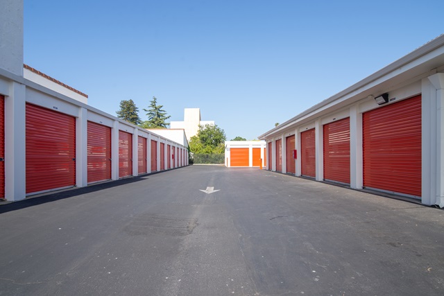 Santa Cruz CA Self Storage Near 115 Capitola Road Extension 1